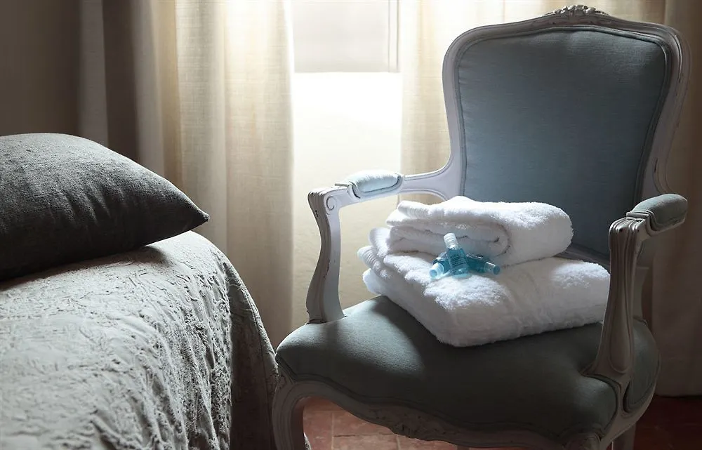 ** Hotel Bypillow Cluc Begur Spain